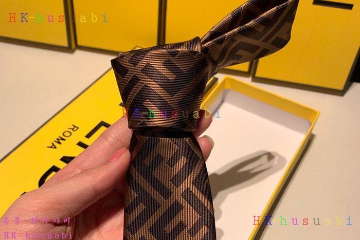 NEW 펜디 넥타이 신상 F 7554085