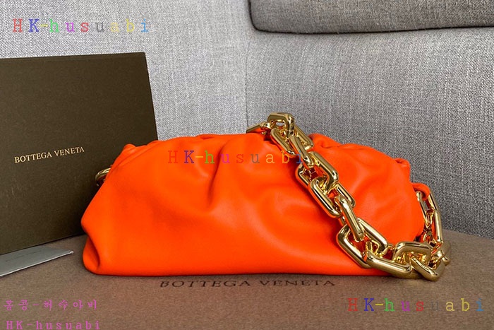 ★미러급★ 보테가베네타 체인 파우치 BV 620230-6