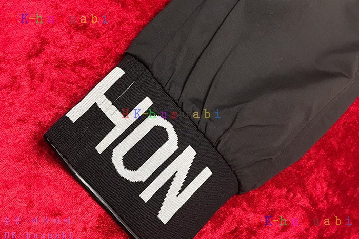 NEW 발렌티노 바지 신상 V 740105