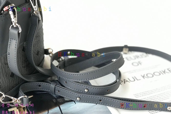NEW 엠씨엠 백팩 신상 M 222425