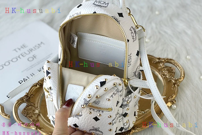 NEW 엠씨엠 백팩 신상 M 222427