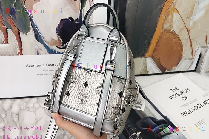 NEW 엠씨엠 숄더백 신상 M 222435