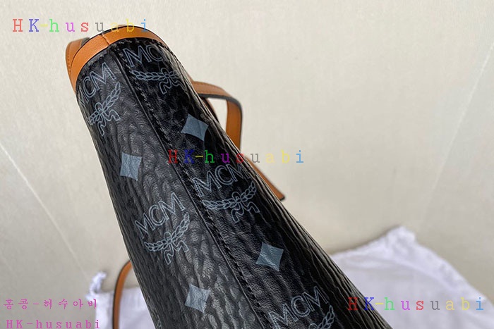 NEW 엠씨엠 쇼퍼백 신상 M 222435