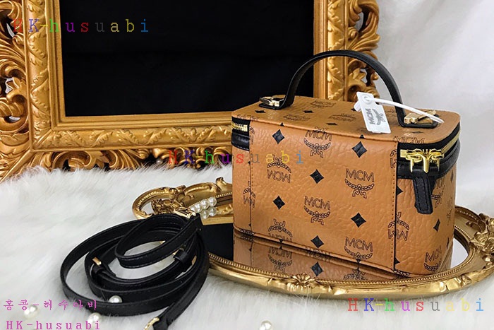 NEW 엠씨엠 토트백 신상 M 222450