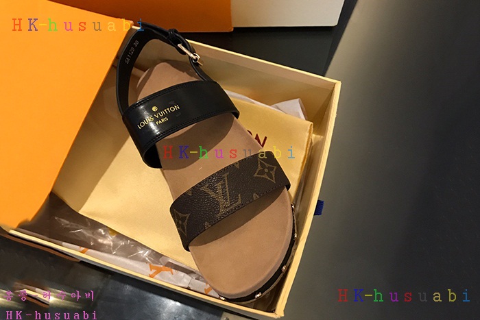 NEW 루이비통  신발 신상 LV 995730
