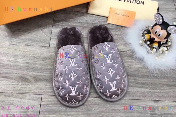 NEW 루이비통  신발 신상 LV 995740