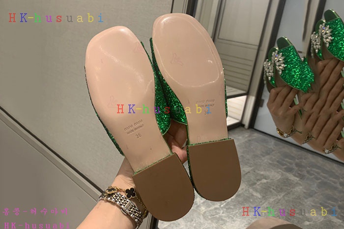 NEW 미우미우 신발 신상 M 99585220