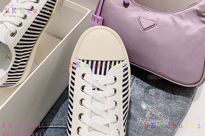 NEW 셀린느 신발 신상 C 665732