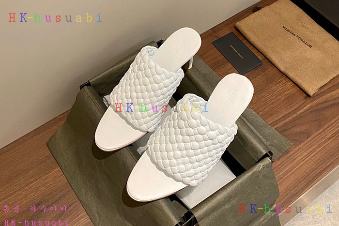 NEW 보테가베네타 신발 신상  BV  335848