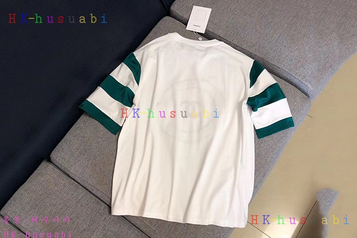 NEW 샤넬 반팔티 신상 C 6378850