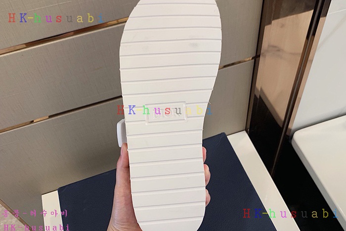 NEW 디올 신발 신상 DR 724111