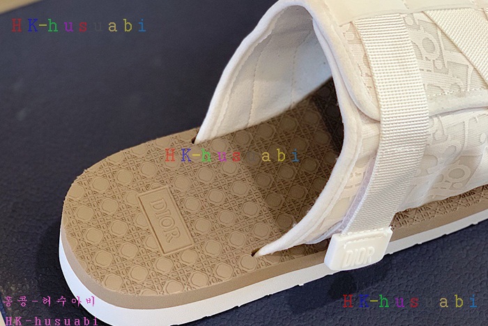 NEW 디올 신발 신상 DR 724111