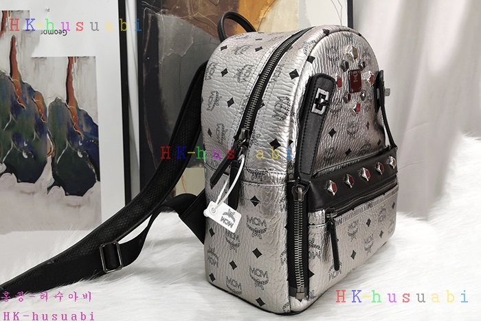 NEW 엠씨엠 백팩 신상 M 4233661