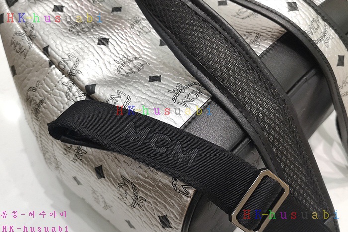 NEW 엠씨엠 백팩 신상 M 4233661