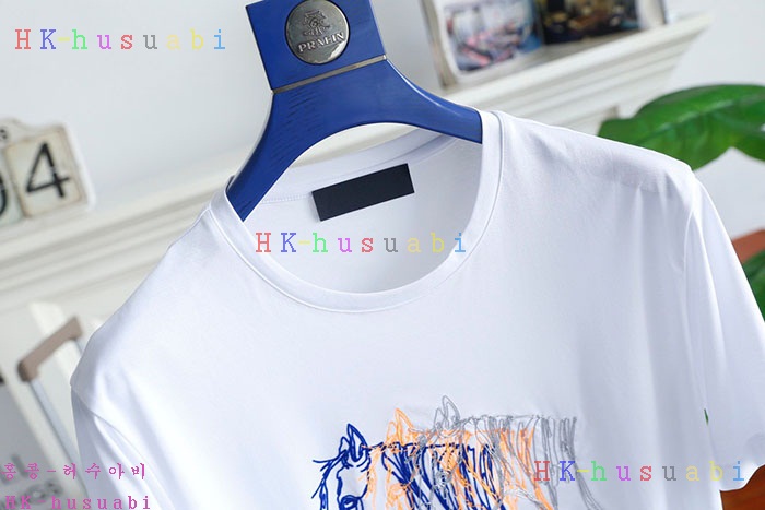 NEW 에르메스 반팔티 신상  H427563