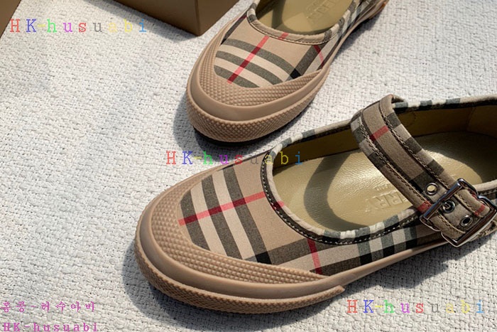 NEW 버버리 여성용 신발 BB 658255