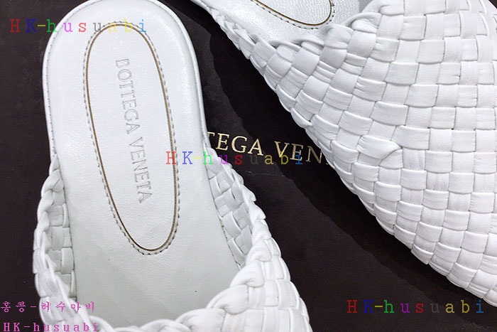 NEW 보테가베네타 여성용 슬리퍼 BV 255562
