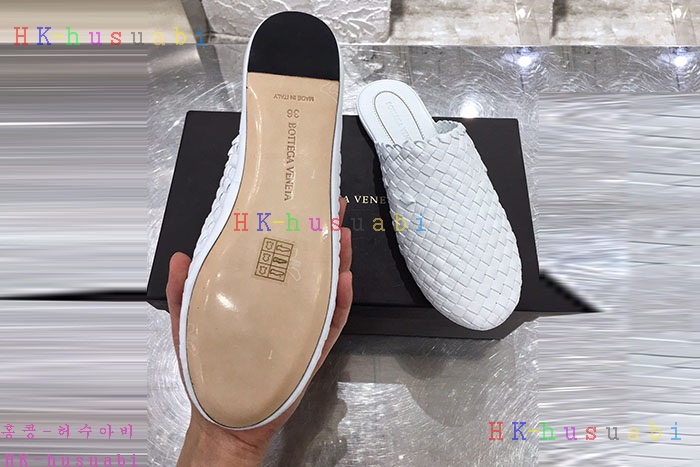 NEW 보테가베네타 여성용 슬리퍼 BV 255562