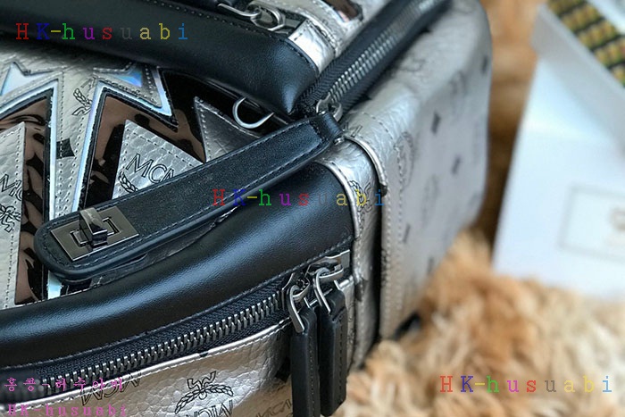 NEW 엠씨엠 백팩 신상 M 3338504