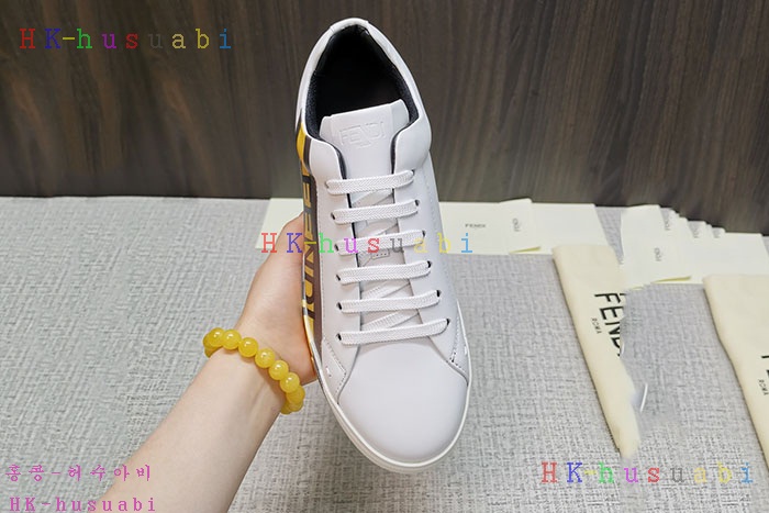 NEW 펜디 스니커즈 신상 FD5466651
