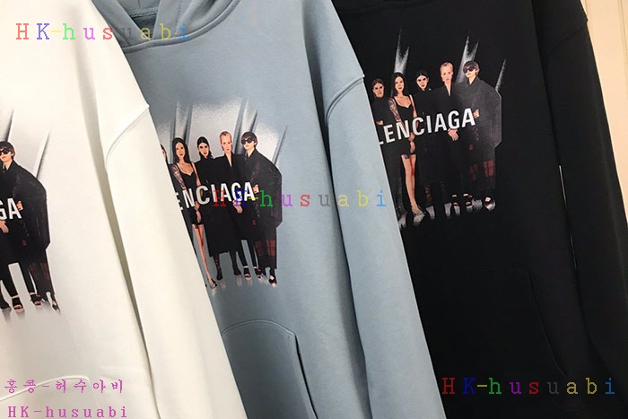 NEW 발렌시아가 후드티 신상 B2242550