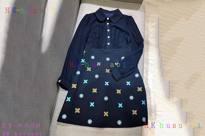 NEW 루이비통 원피스 신상 LV 247753