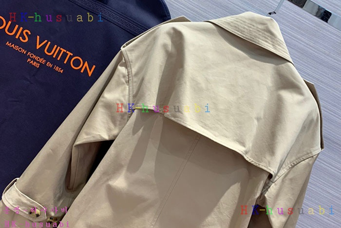 NEW 루이비통 코트 신상 LV2421111