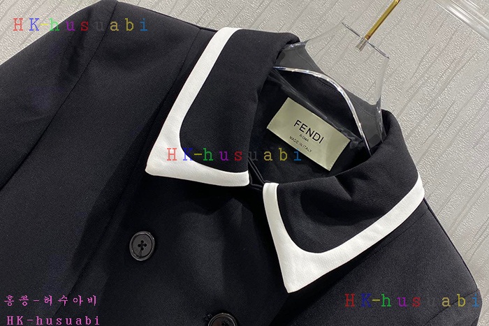 NEW 펜디 원피스 신상 FD 2583366