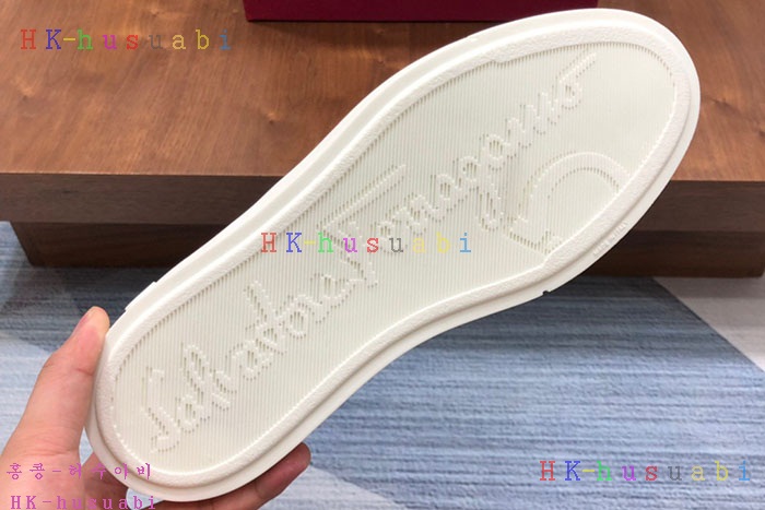 NEW 페라가모 신발 신상 F 4299578
