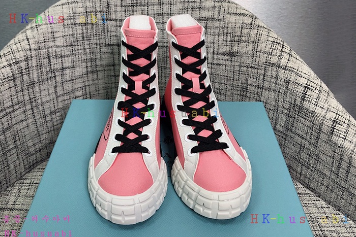 NEW 프라다 스니커즈 신상 P 424454