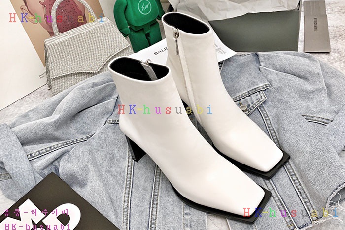 NEW 발렌시아가 신발 신상 B 558441
