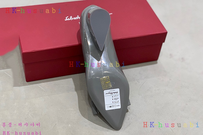NEW 페라가모  신발 신상 F 724556