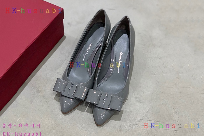 NEW 페라가모  신발 신상 F 724556