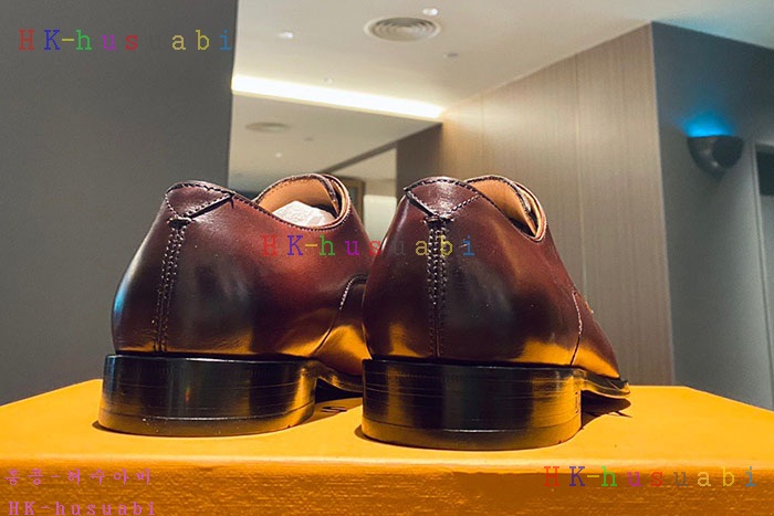 NEW 루이비통 신발 신상 LV 724140