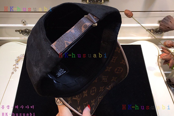 NEW 루이비통 모자 신상 LV 955521