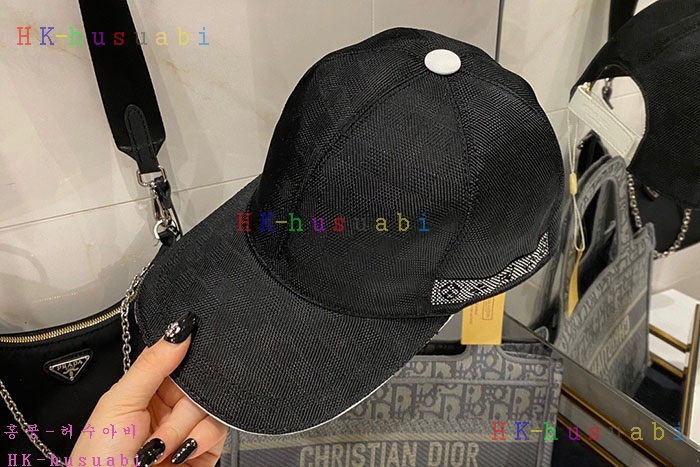 NEW 루이비통 모자 신상 LV 955524