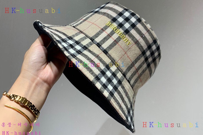 NEW 버버리 모자 신상 BB8572110
