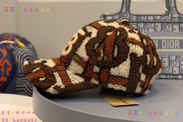 NEW 버버리 모자 신상 BB8572118