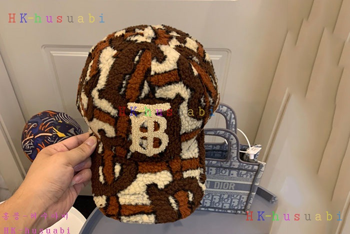 NEW 버버리 모자 신상 BB8572118