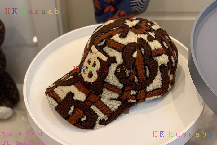 NEW 버버리 모자 신상 BB8572118