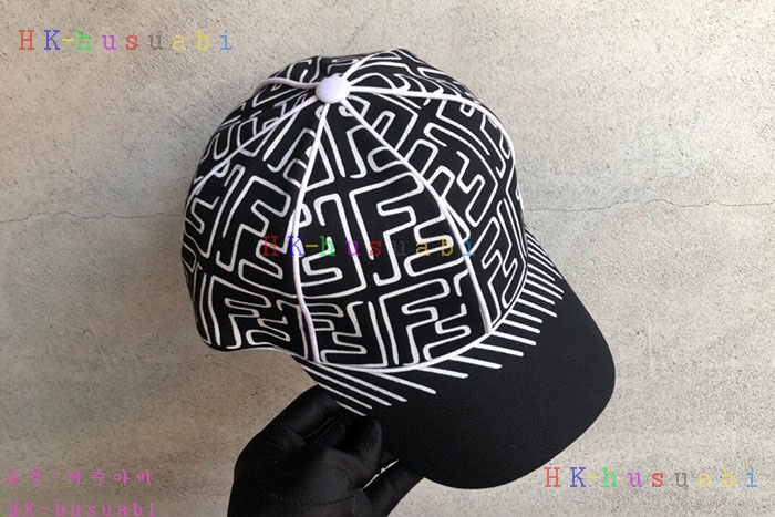 NEW 펜디 모자 신상 F 492104