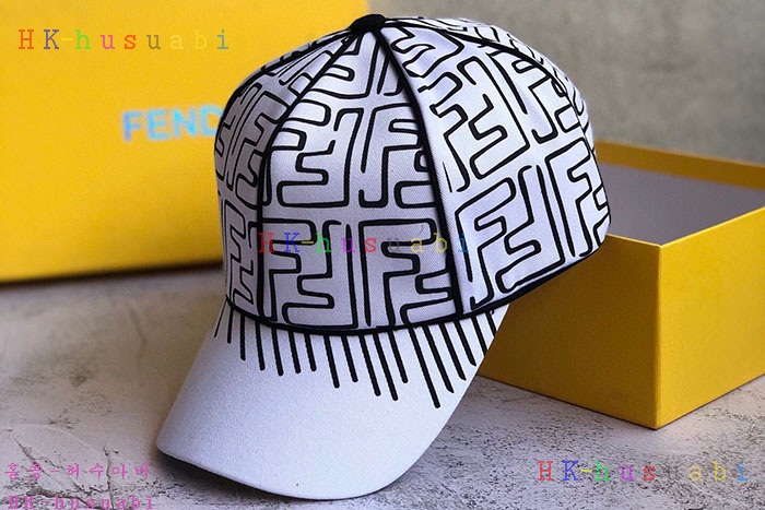 NEW 펜디 모자 신상 F 492105
