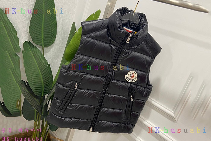 NEW 몽클레어 패딩조끼 신상 M342725