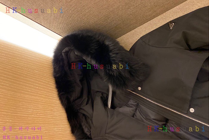 NEW 프라다 패딩 신상 P952254