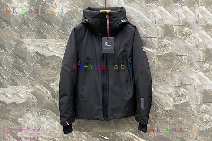 NEW 몽클레어 패딩 신상 M 875556