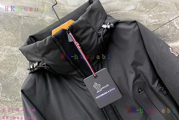 NEW 몽클레어 패딩 신상 M 875556