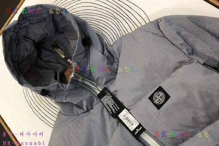 NEW 스톤아일랜드 패딩 신상 ST 875443