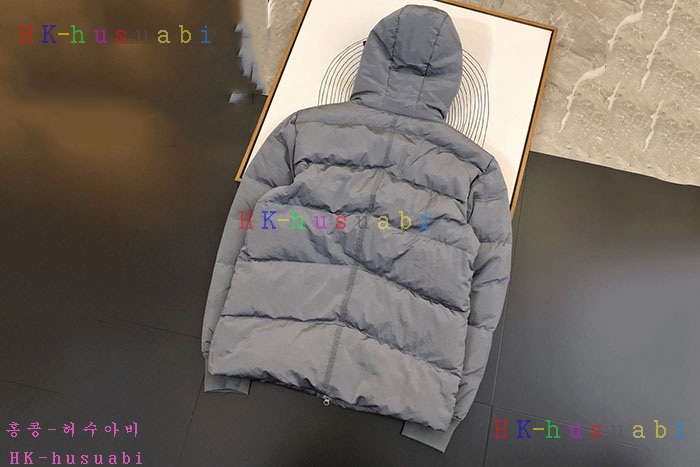 NEW 스톤아일랜드 패딩 신상 ST 875443