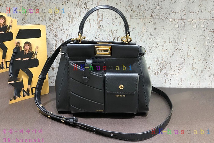 ★미러급★펜디 피카부 포켓  FD 8808880