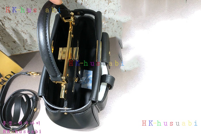 ★미러급★펜디 피카부 포켓  FD 8808880